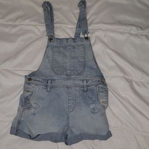 Overall shorts